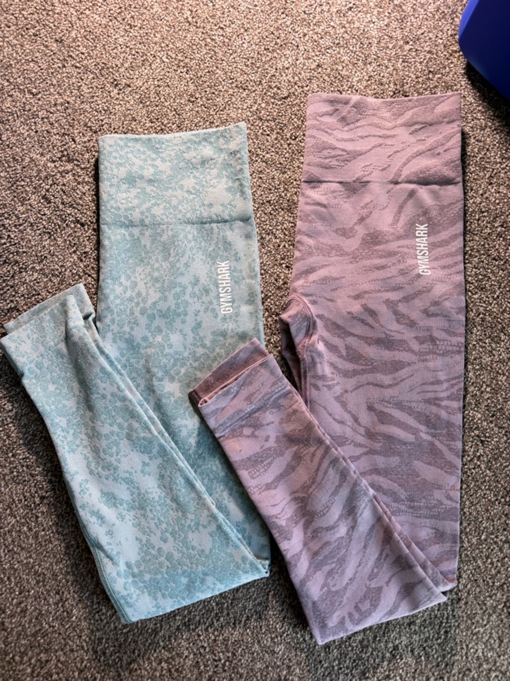 Gymshark  Seamless Leggings in Dusty Pink & Light Teal